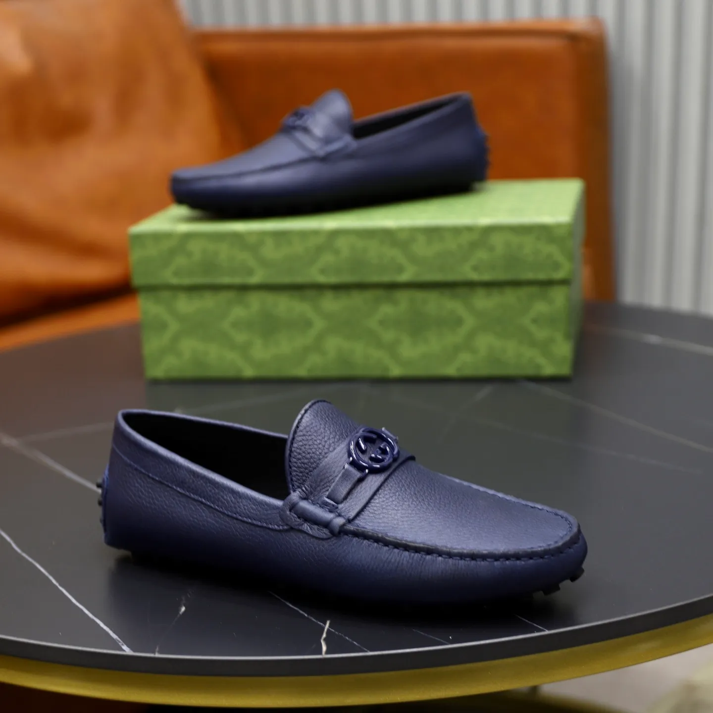 Ex-factory price: 460💰[GUCCI] Gucci ⚠️High-end men’s driving and pedal series ⚠️38-44 (customized for 45) ⚠️All original cowhide leather! Thick and soft! Made entirely of calfskin lining! Rubber sheet anti-slip beanie sole! Three-dimensional package technology! Fashionable and classic! Handicrafts! Original high quality! Feel free to compare!